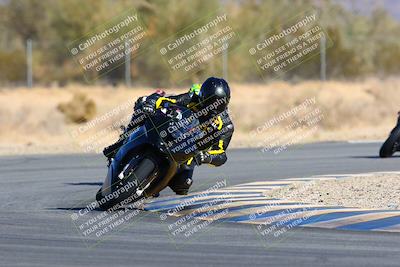 media/Jan-09-2022-SoCal Trackdays (Sun) [[2b1fec8404]]/Turn 6 (1035am)/